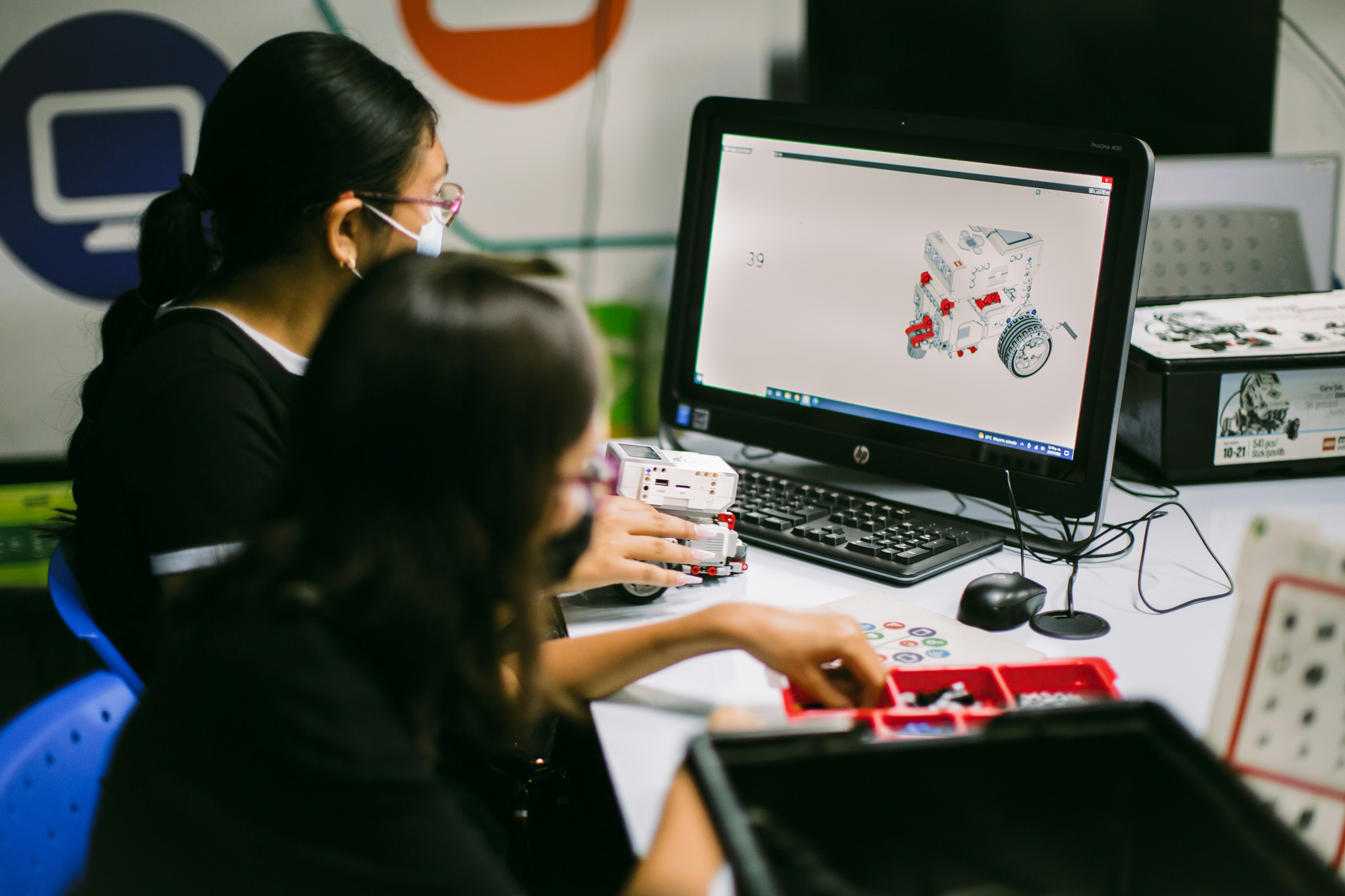 Tech workshop and lab session